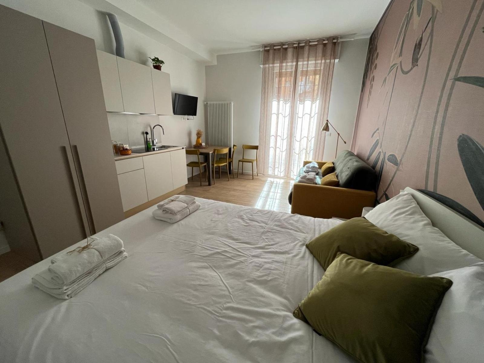 Calari Rooms - Monolocale Bologna Kültér fotó