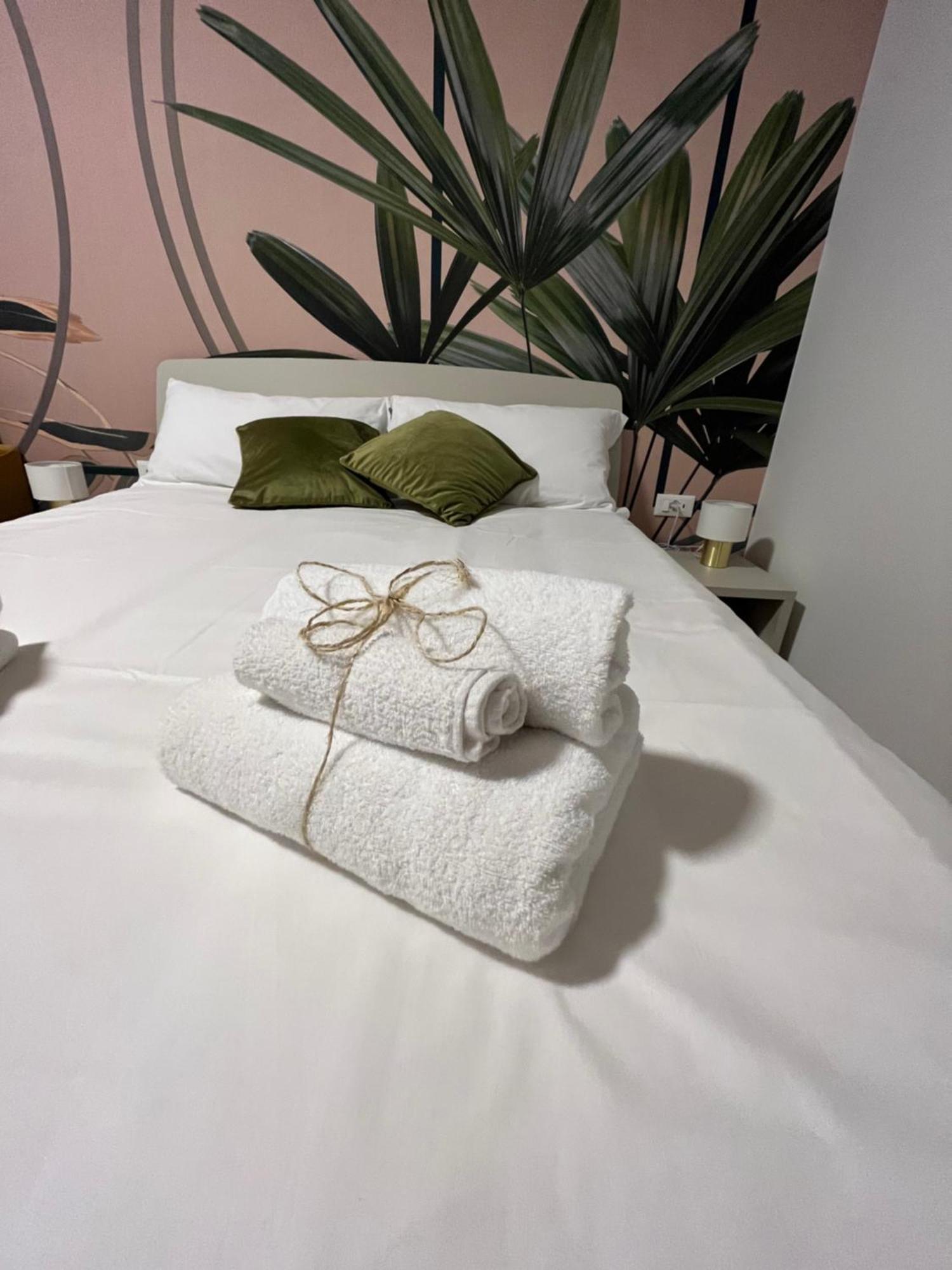 Calari Rooms - Monolocale Bologna Kültér fotó